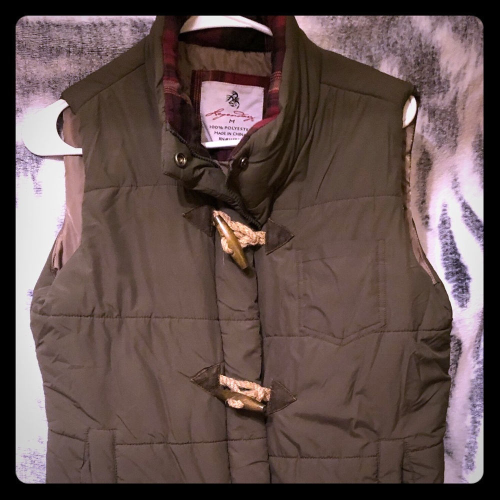 🌸5-$20 Lengendary Olive Green Button Down Vest